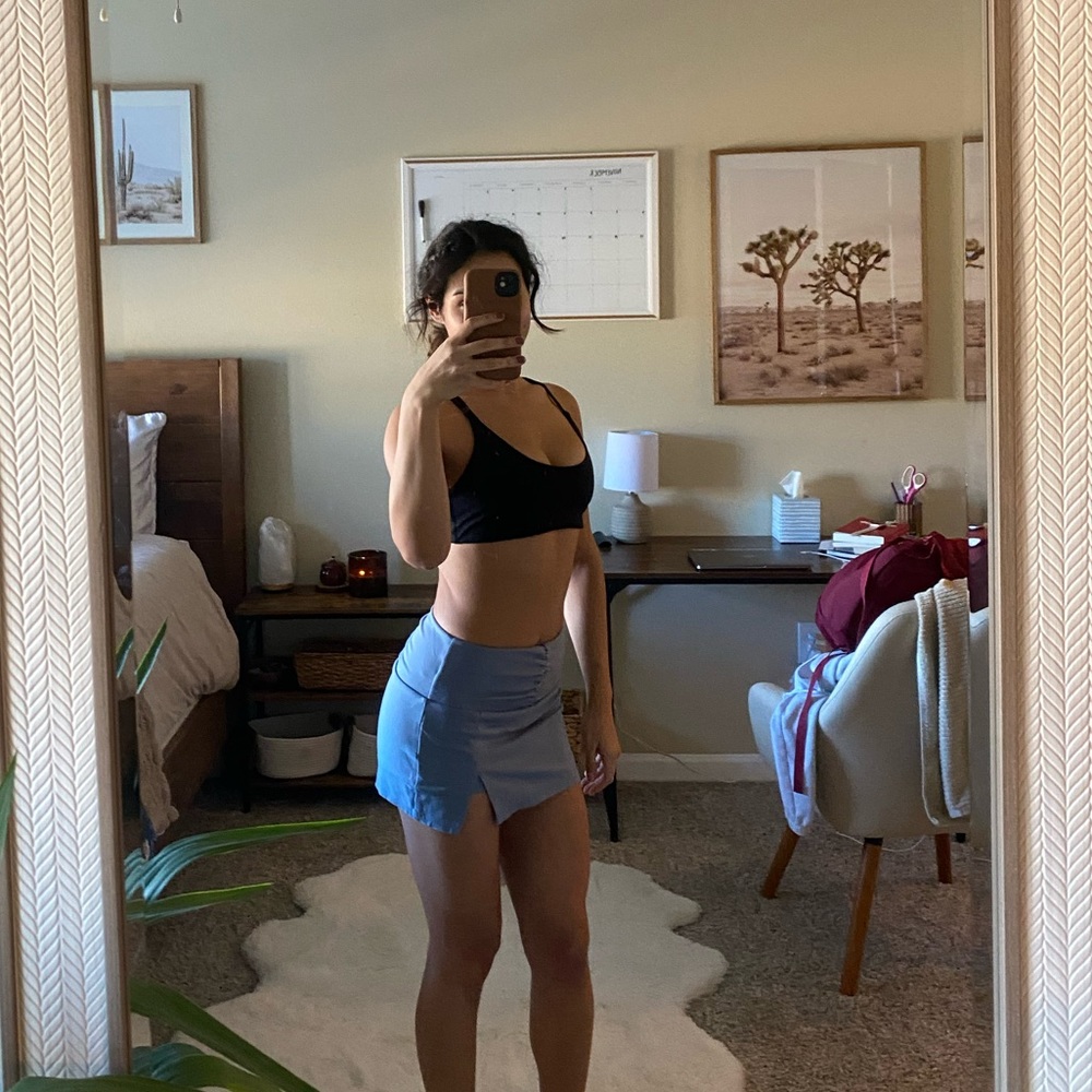 Black Aritzia sports bra